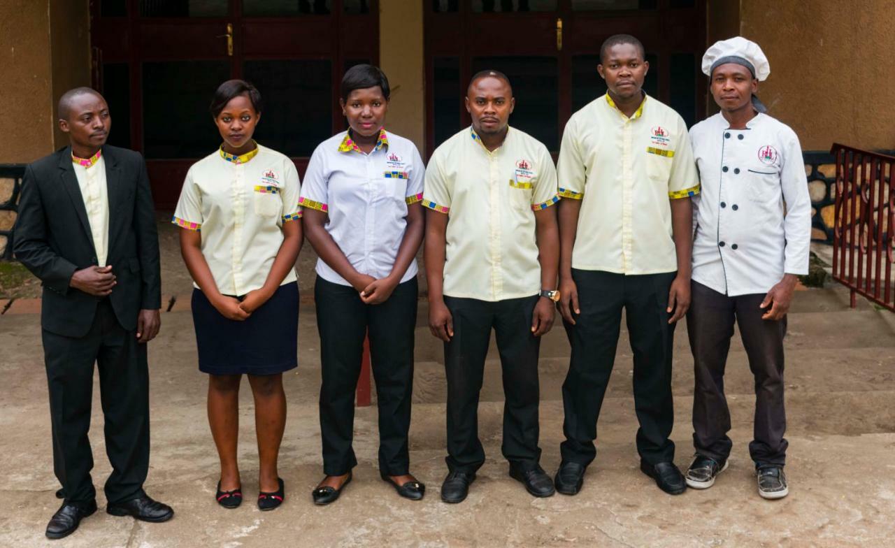 Rwenzori International Hotel คาเซเซ ภายนอก รูปภาพ